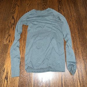 Lululemon Swiftly Tech Long Sleeve, Size 6
